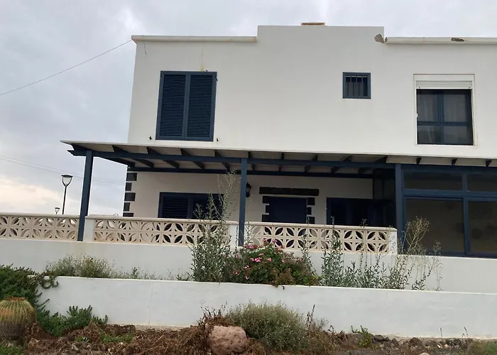 Casa De La Pena Holiday home Orzola